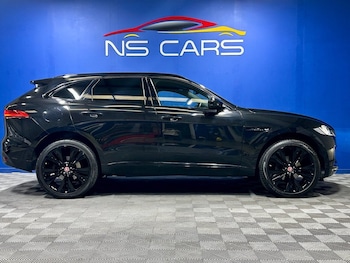 Used Jaguar F-Pace 2019 for sale - 76376210: Photo