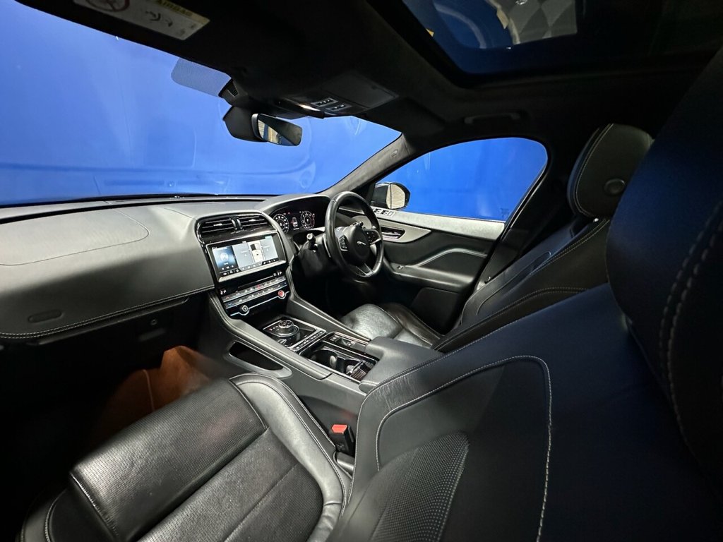 Used Jaguar F-Pace 2019 for sale - 76376210: Photo 35