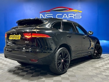 Used Jaguar F-Pace 2019 for sale - 76376210: Photo