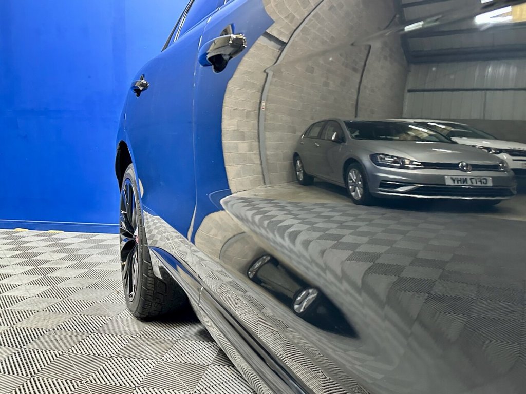 Used Jaguar F-Pace 2019 for sale - 76376210: Photo 9