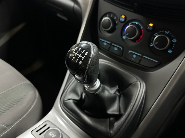 Used Ford Kuga 2015 for sale - 75358782: Photo 45