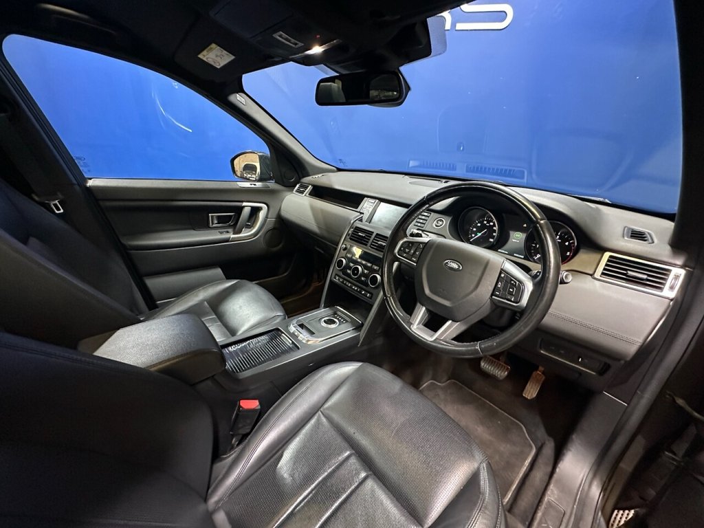 Used Land Rover Discovery Sport 2019 for sale - 76509811: Photo 32