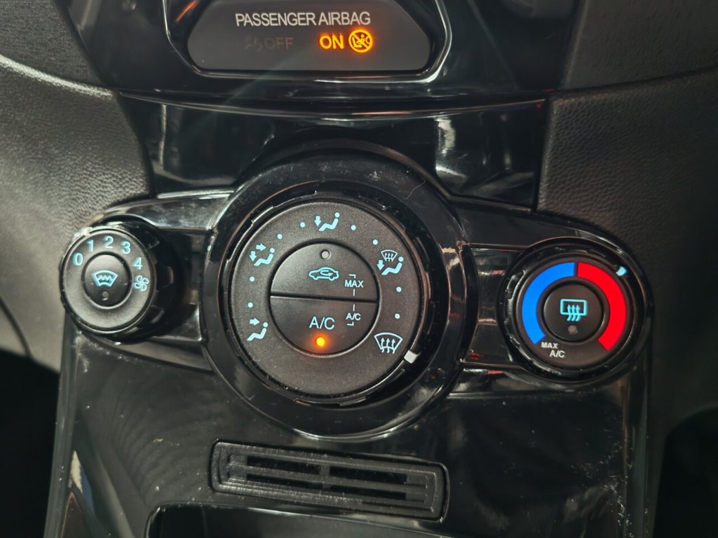 Used Ford Fiesta 2014 for sale - 76868050: Photo 22