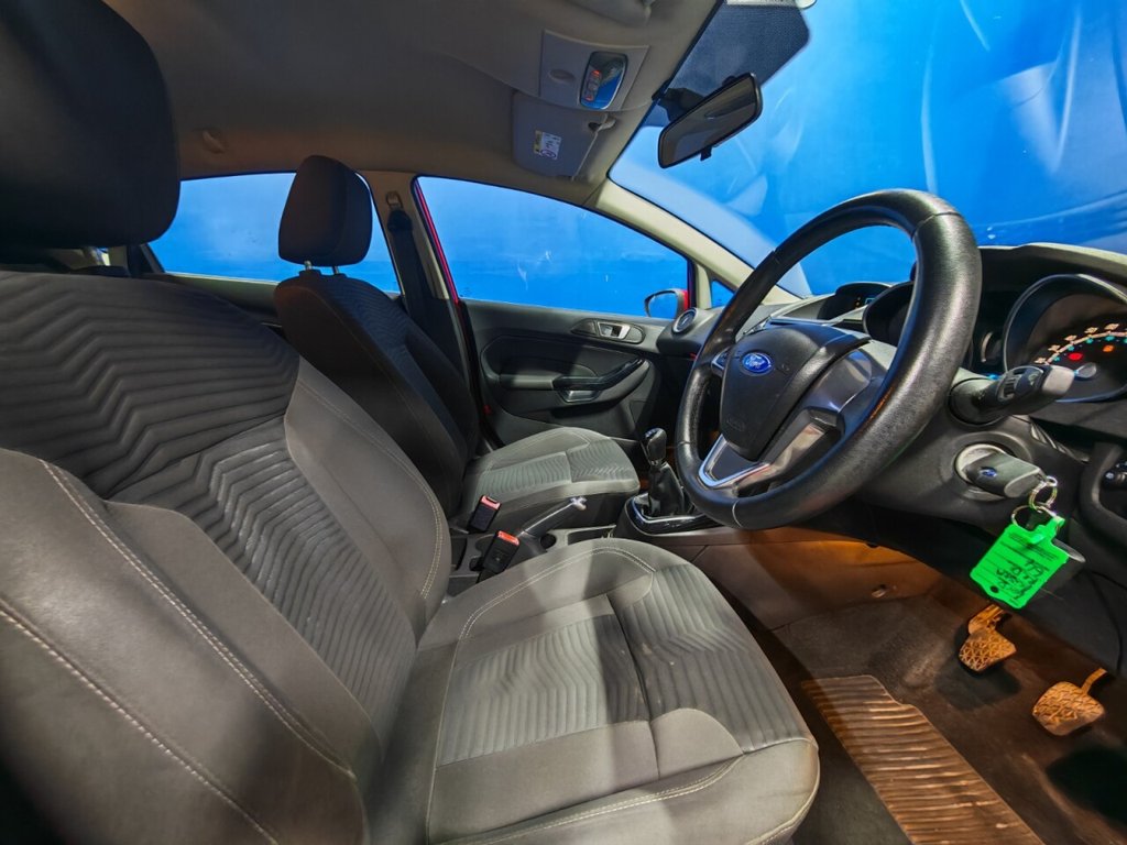 Used Ford Fiesta 2014 for sale - 76868050: Photo 32