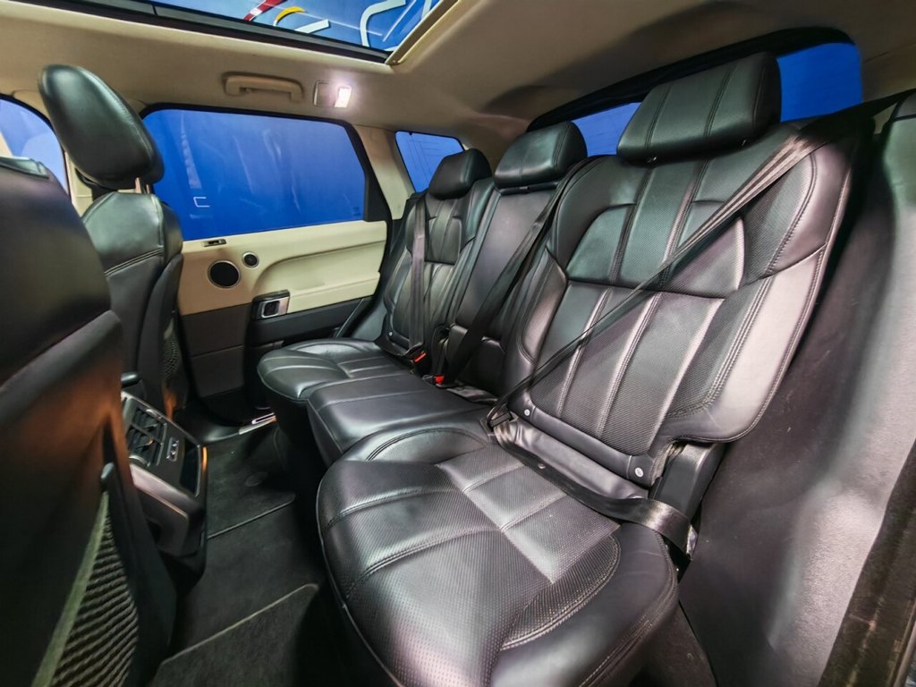 Used Land Rover Range Rover Sport 2017 for sale - 77372909: Photo 16