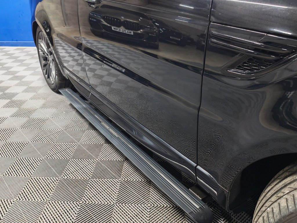 Used Land Rover Range Rover Sport 2017 for sale - 77372909: Photo 18