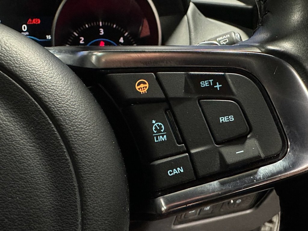 Used Jaguar F-Pace 2018 for sale - 76419988: Photo 13