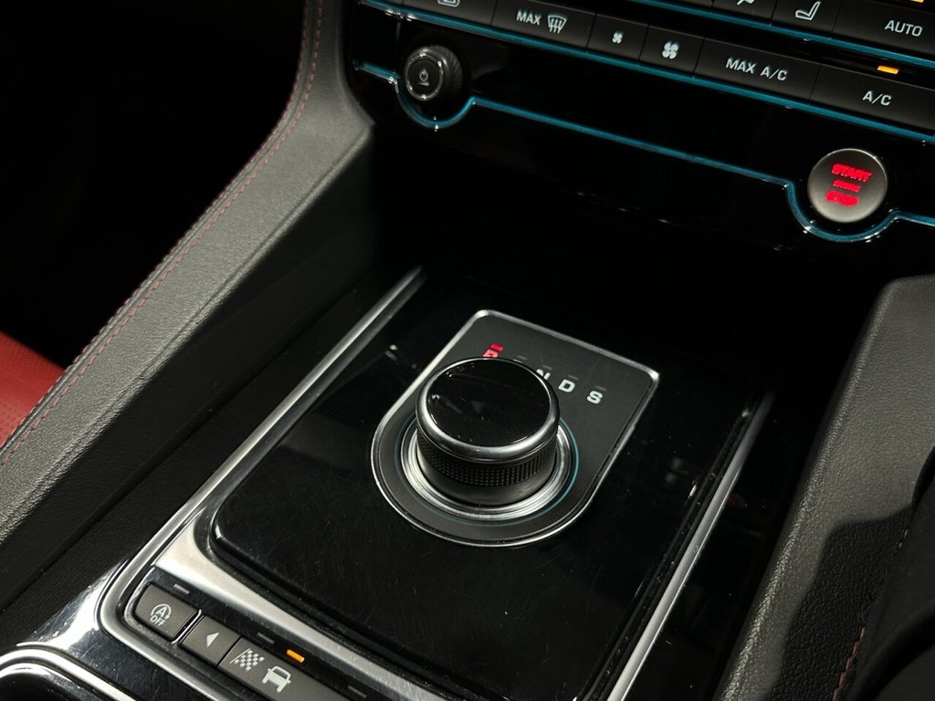 Used Jaguar F-Pace 2018 for sale - 76419988: Photo 21