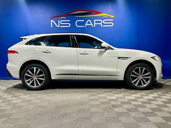 Used Jaguar F-Pace 2018 for sale - 76419988: Photo