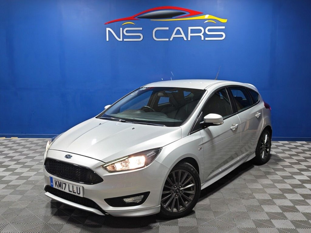Used Ford Focus 2017 for sale - 76973842: Photo 1