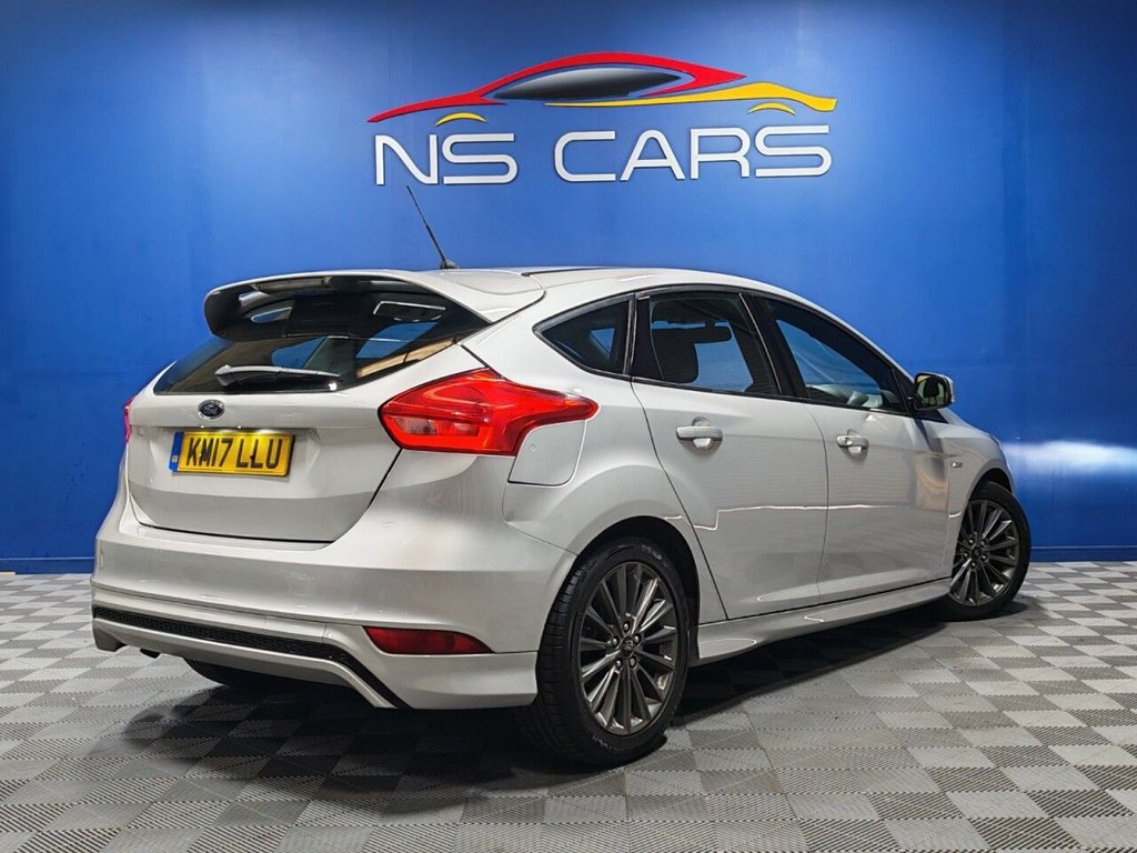 Used Ford Focus 2017 for sale - 76973842: Photo 5