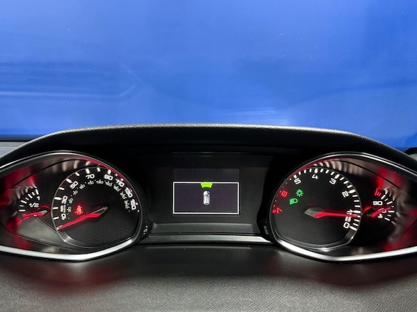 Used Peugeot 308 2015 for sale - 76223978: Photo 17