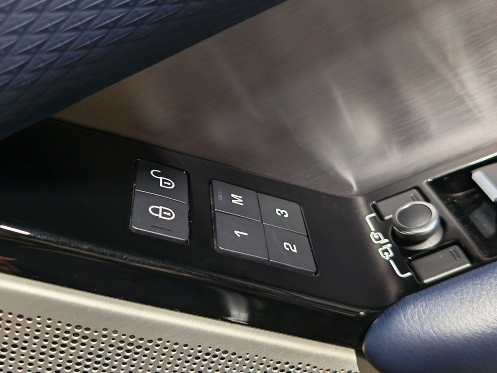 Used Land Rover Range Rover Velar 2017 for sale - 77280784: Photo 15