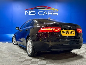Used Jaguar XE 2016 for sale - 75300890: Photo