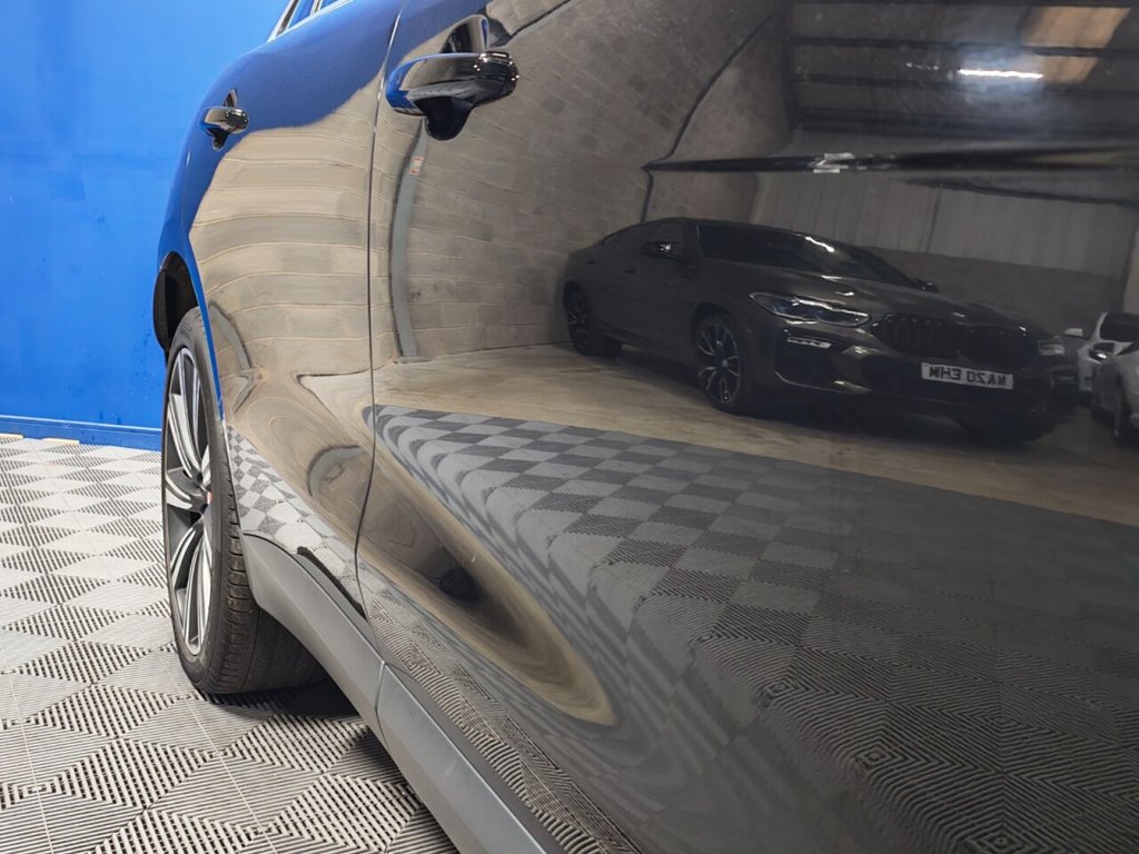 Used Jaguar F-Pace 2018 for sale - 76986070: Photo 10