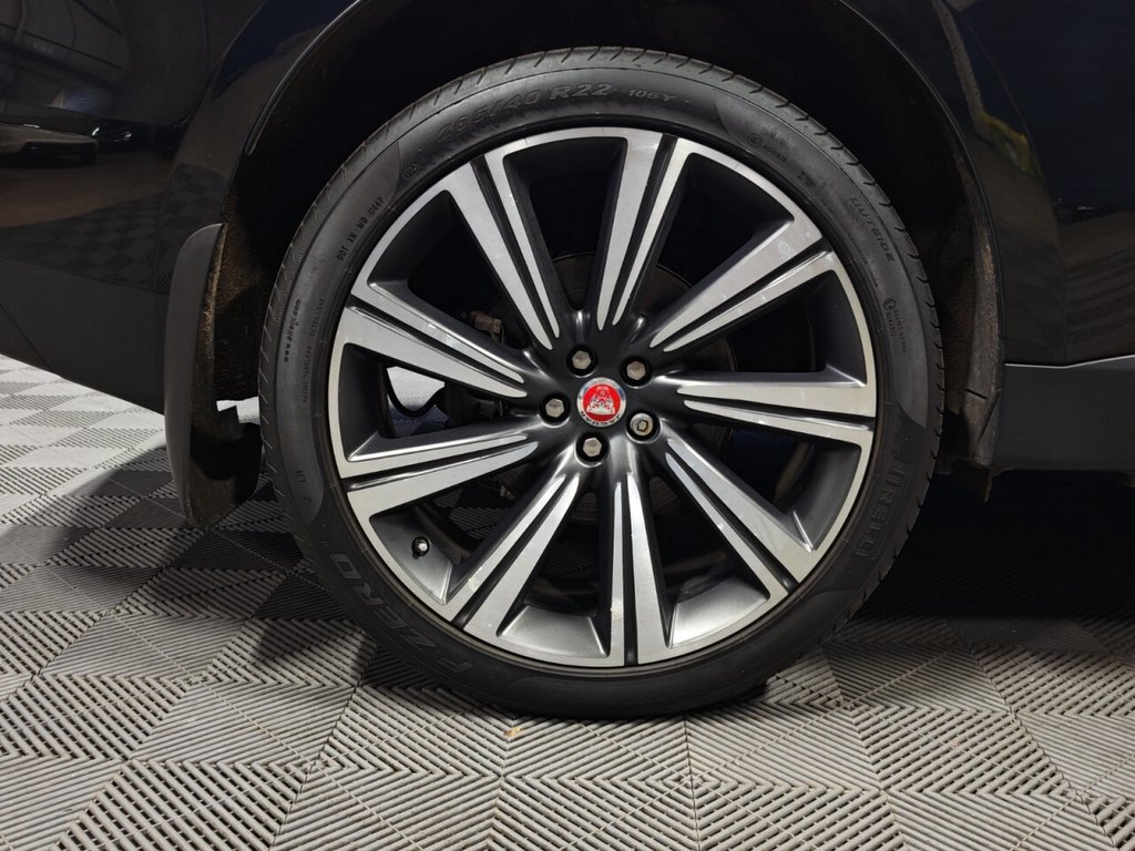 Used Jaguar F-Pace 2018 for sale - 76986070: Photo 11