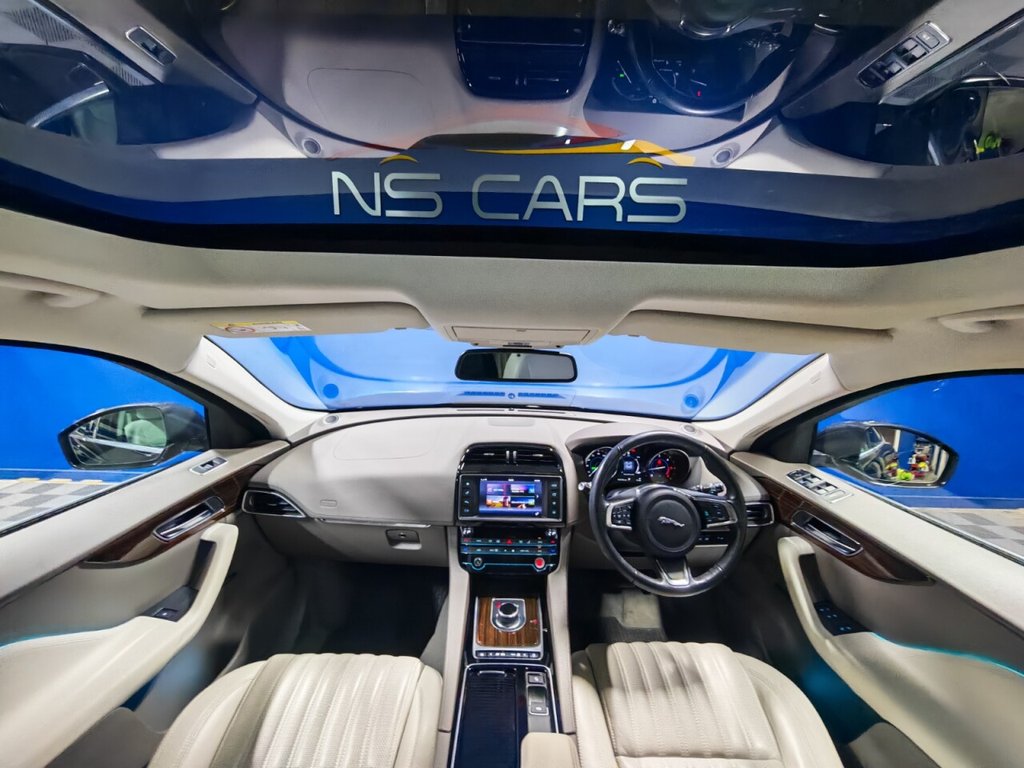 Used Jaguar F-Pace 2018 for sale - 76986070: Photo 13