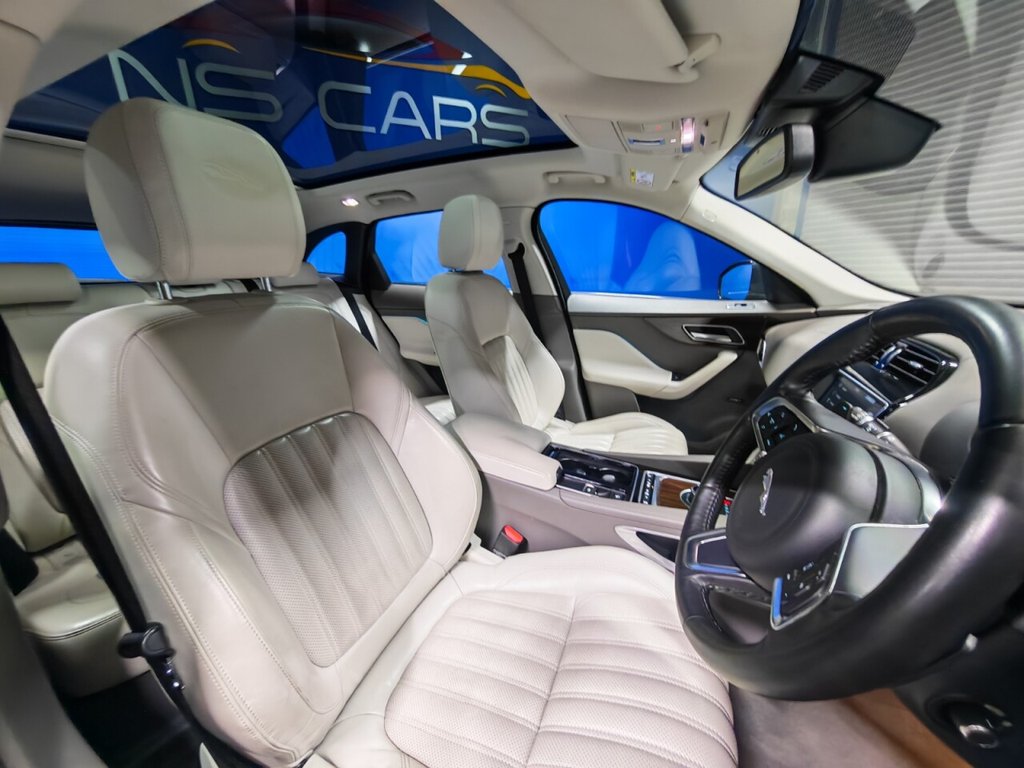 Used Jaguar F-Pace 2018 for sale - 76986070: Photo 25