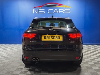 Used Jaguar F-Pace 2018 for sale - 76986070: Photo
