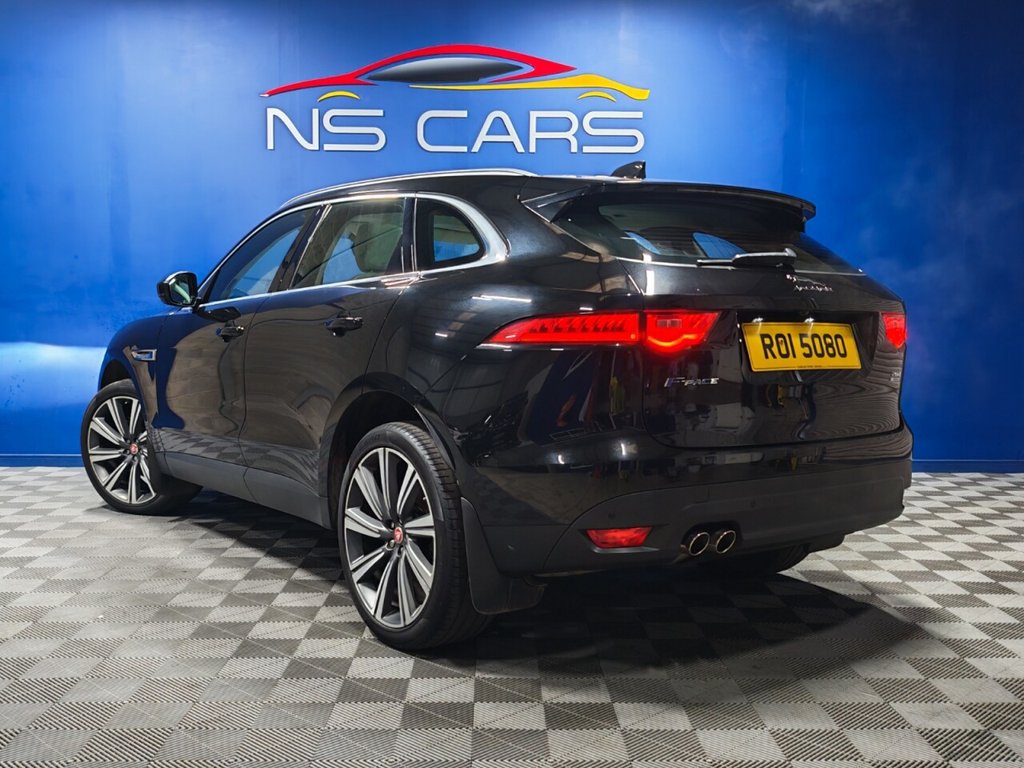 Used Jaguar F-Pace 2018 for sale - 76986070: Photo 5