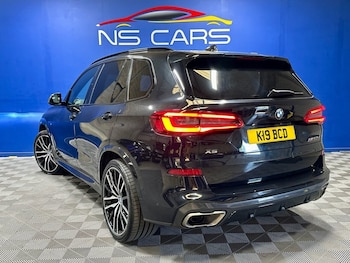 Used BMW X5 2018 for sale - 75607018: Photo