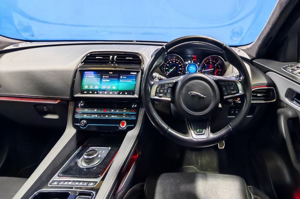 Used Jaguar F-Pace 2019 for sale - 76797873: Photo 11