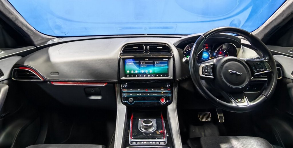 Used Jaguar F-Pace 2019 for sale - 76797873: Photo 28