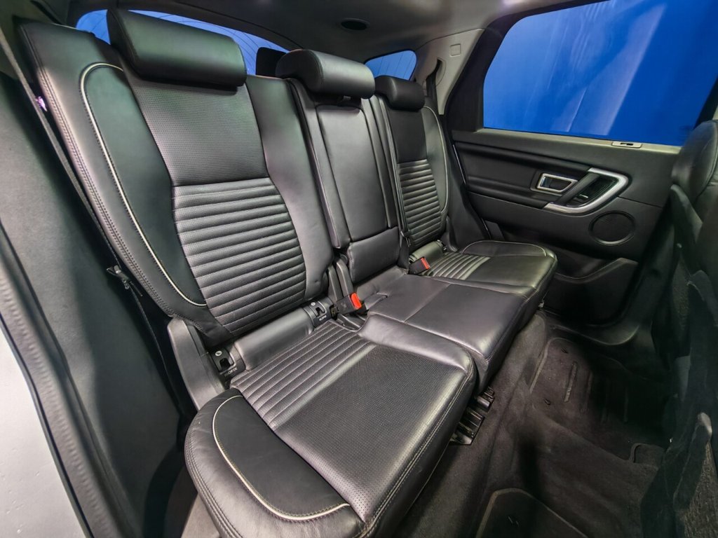 Used Land Rover Discovery Sport 2017 for sale - 77621423: Photo 12