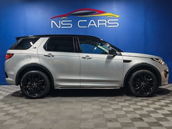 Used Land Rover Discovery Sport 2017 for sale - 77621423: Photo