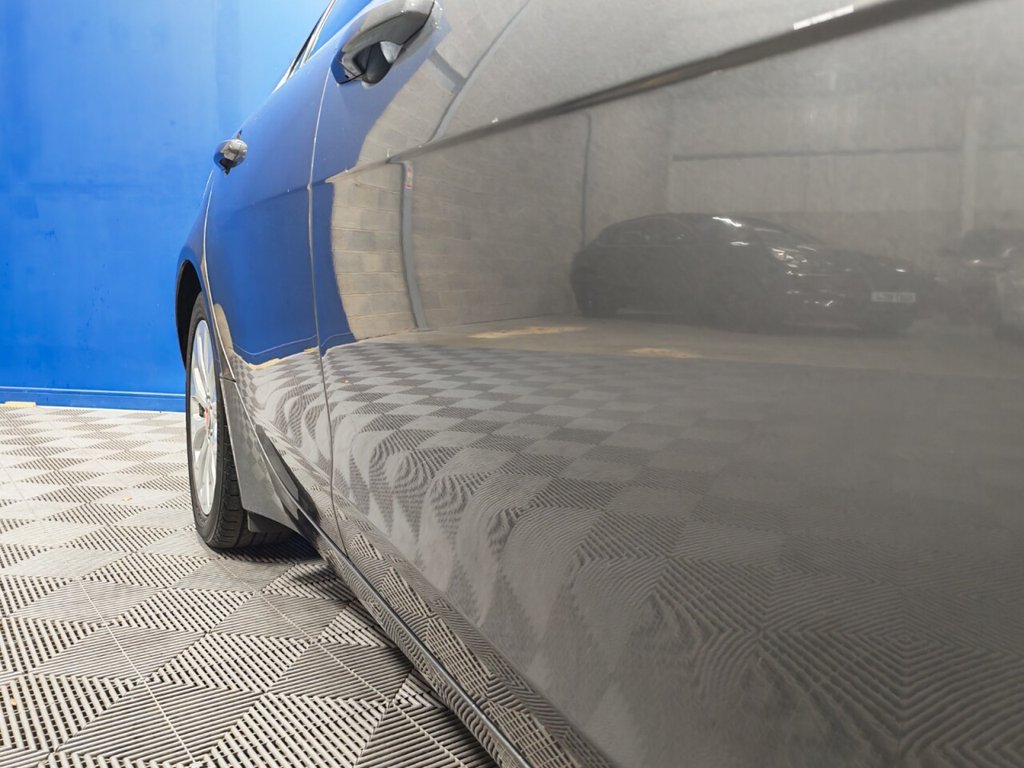 Used Jaguar XE 2018 for sale - 76535713: Photo 12