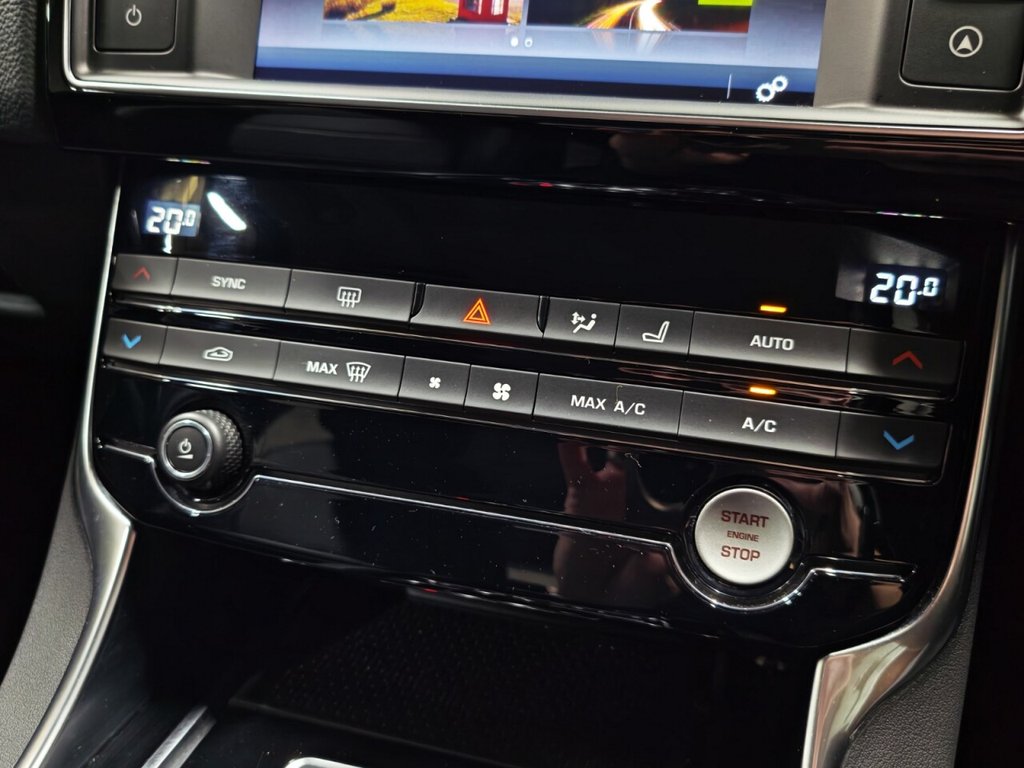 Used Jaguar XE 2018 for sale - 76535713: Photo 18