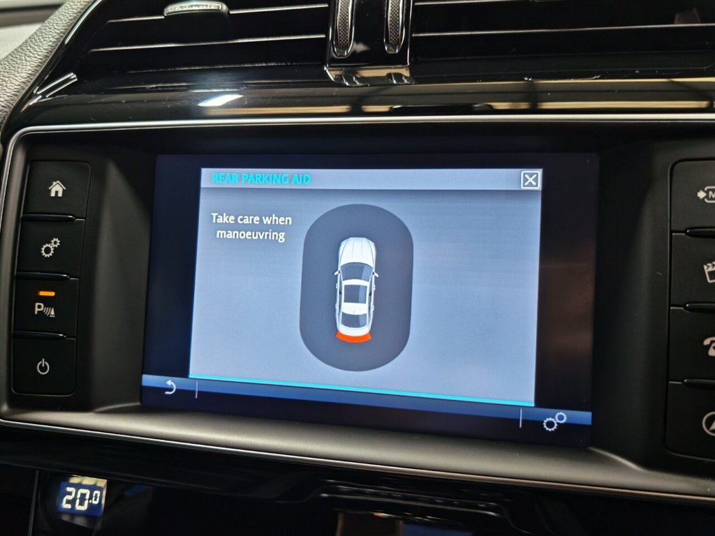 Used Jaguar XE 2018 for sale - 76535713: Photo 21