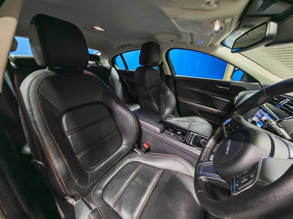 Used Jaguar XE 2018 for sale - 76535713: Photo 22