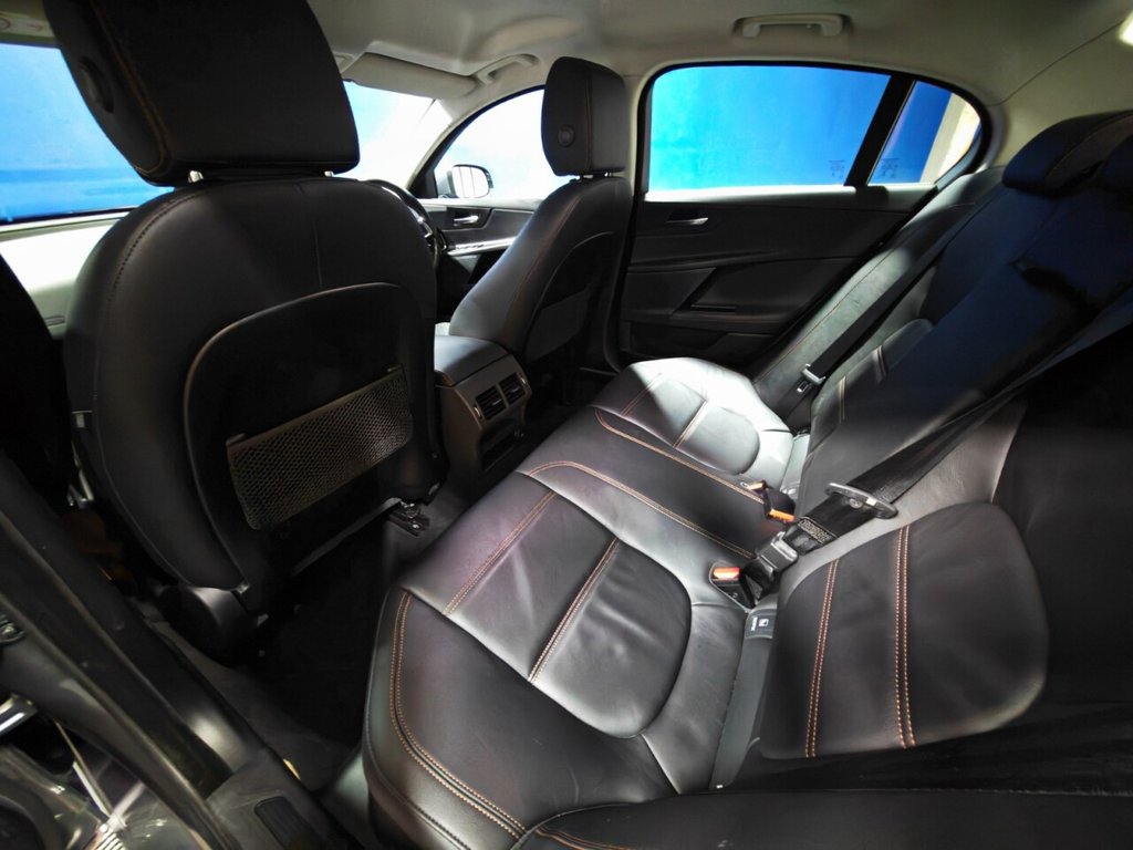 Used Jaguar XE 2018 for sale - 76535713: Photo 25