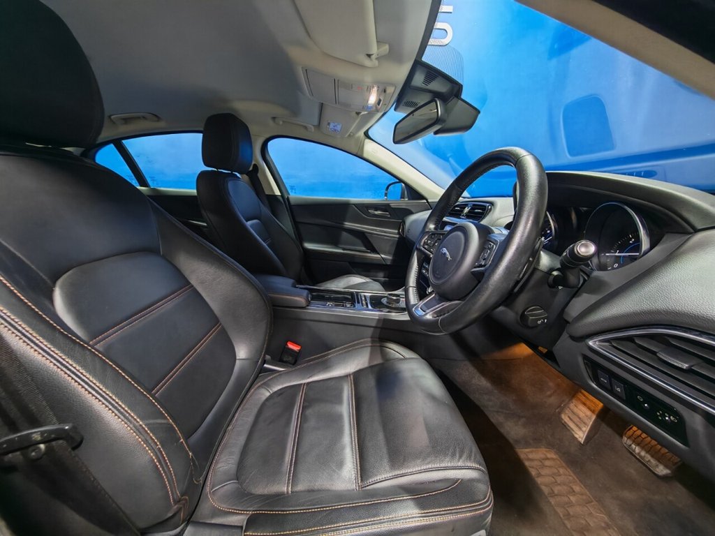 Used Jaguar XE 2018 for sale - 76535713: Photo 38