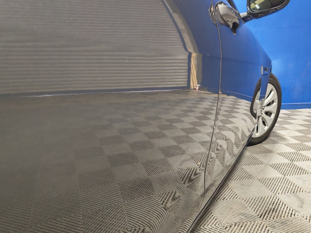 Used Jaguar XE 2018 for sale - 76535713: Photo 42