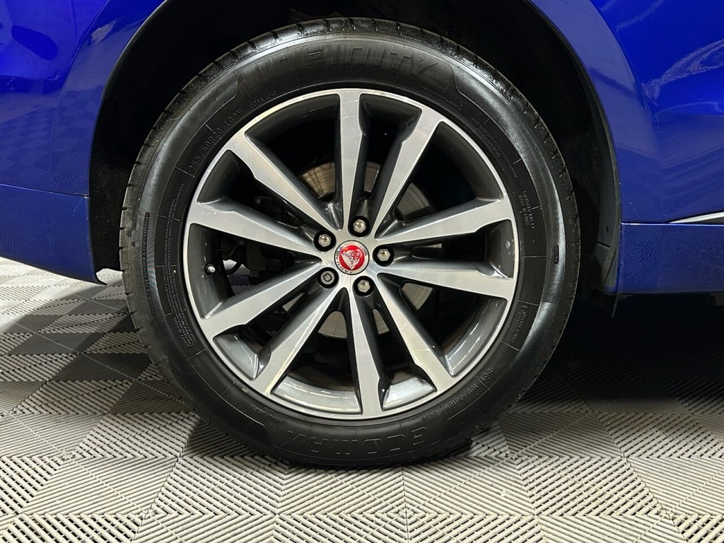 Used Jaguar F-Pace 2018 for sale - 76406216: Photo 13