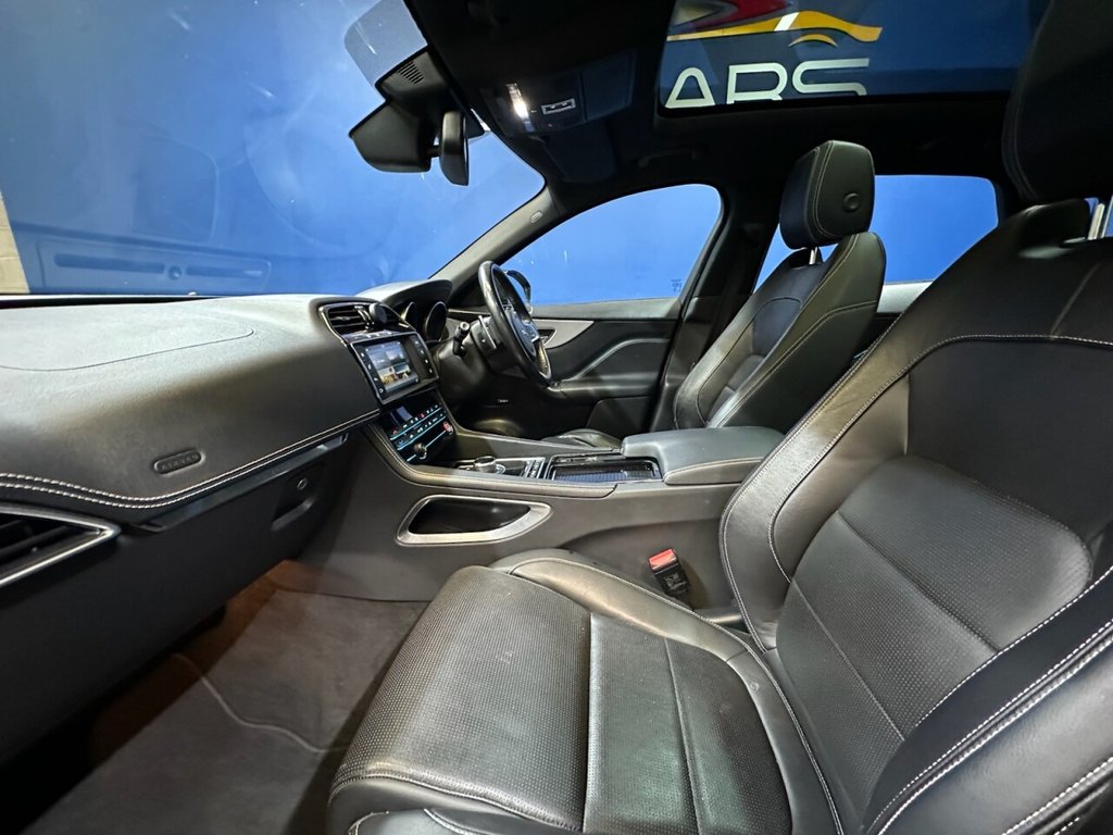 Used Jaguar F-Pace 2018 for sale - 76406216: Photo 34