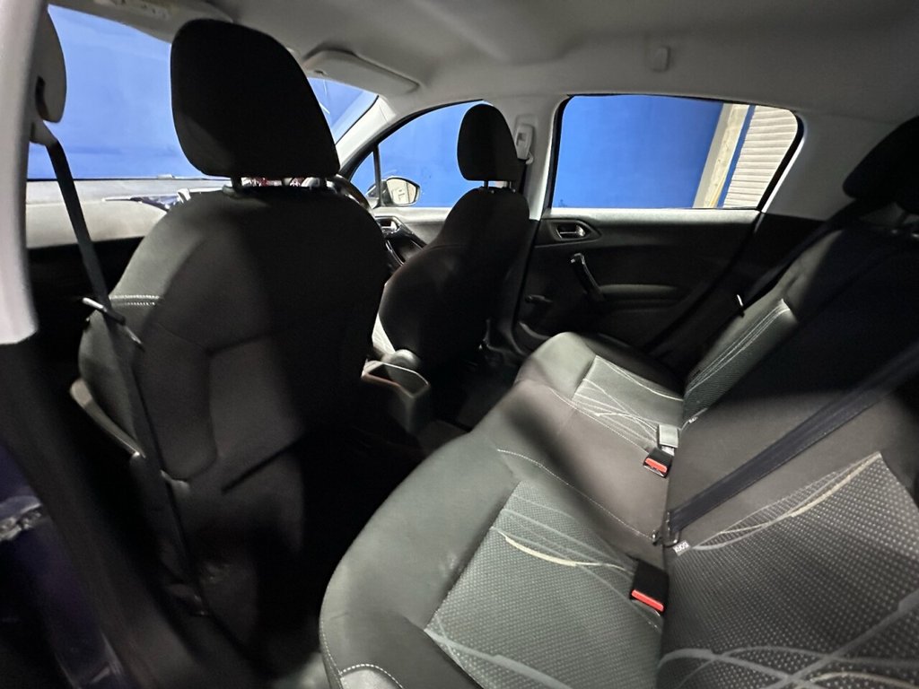 Used Peugeot 208 2015 for sale - 76410383: Photo 13