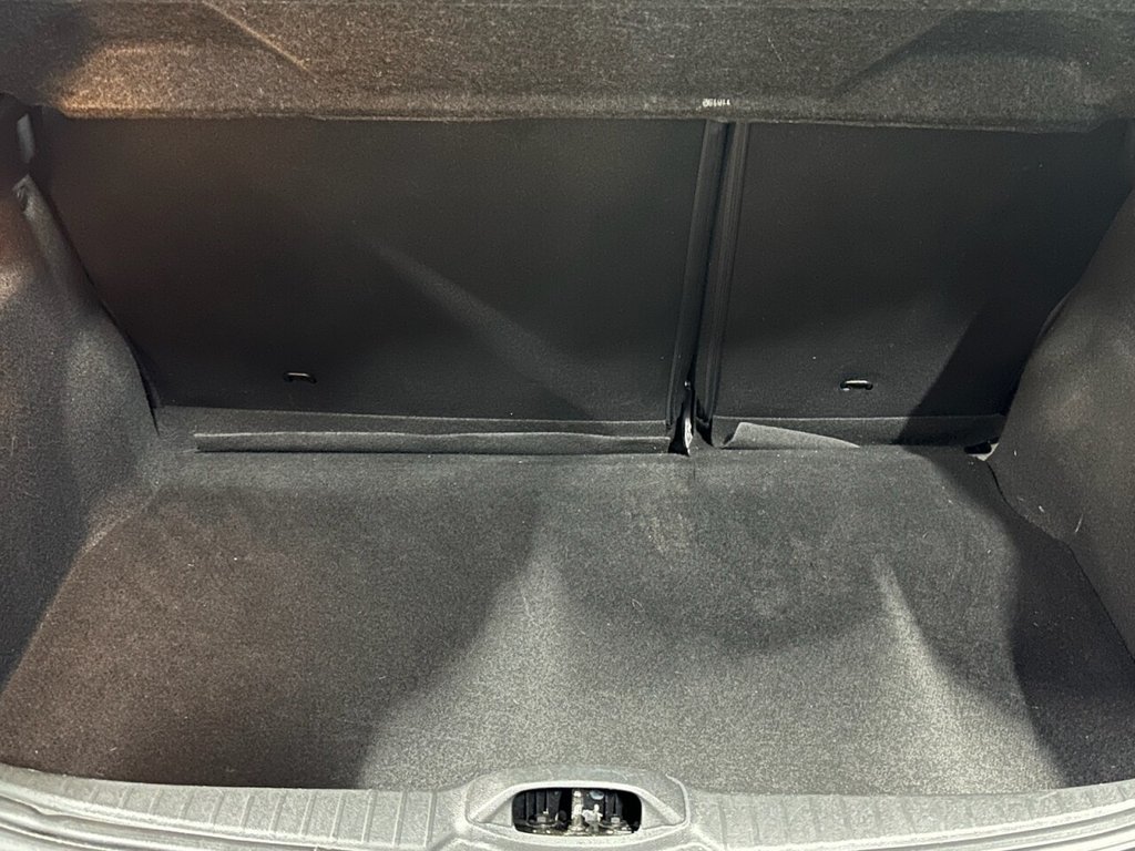 Used Peugeot 208 2015 for sale - 76410383: Photo 22