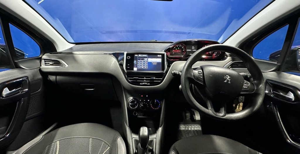 Used Peugeot 208 2015 for sale - 76410383: Photo 23