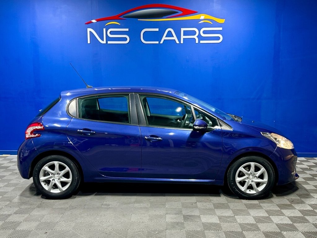 Used Peugeot 208 2015 for sale - 76410383: Photo 24