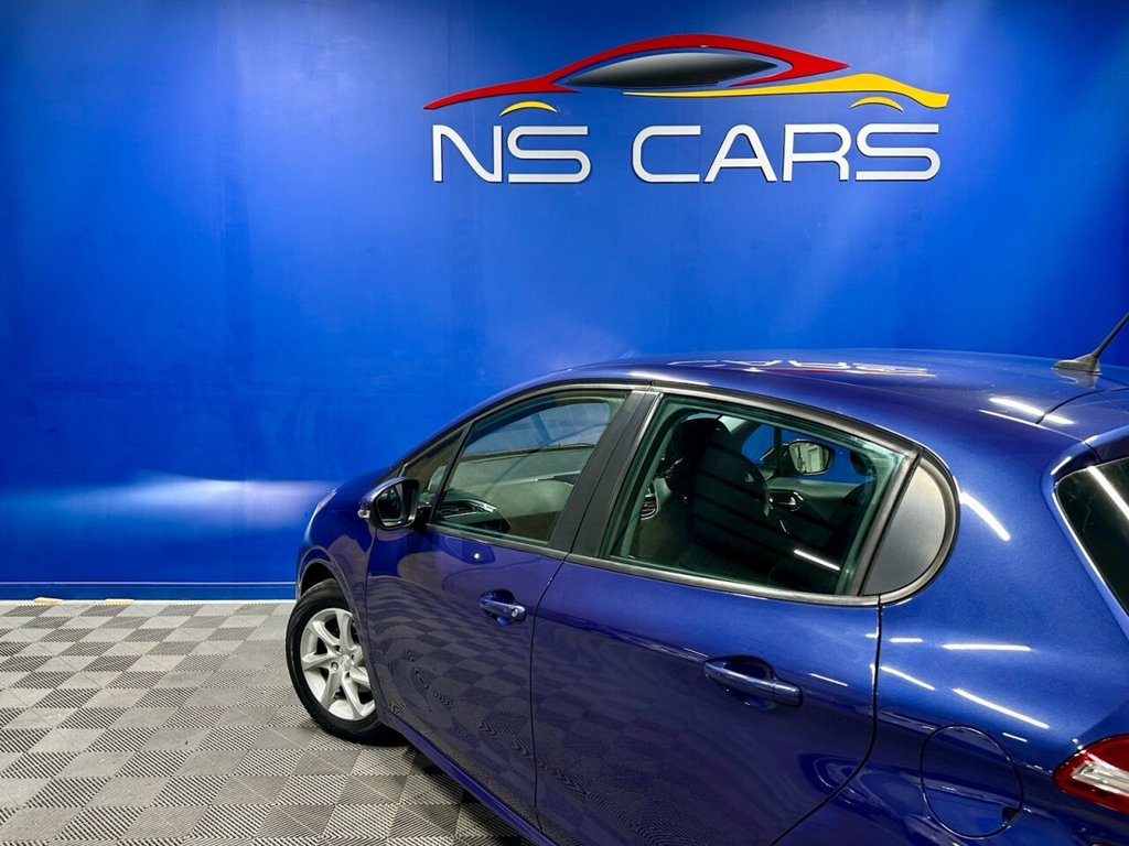 Used Peugeot 208 2015 for sale - 76410383: Photo 42