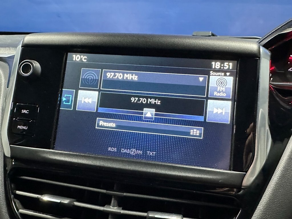 Used Peugeot 208 2015 for sale - 76410383: Photo 47