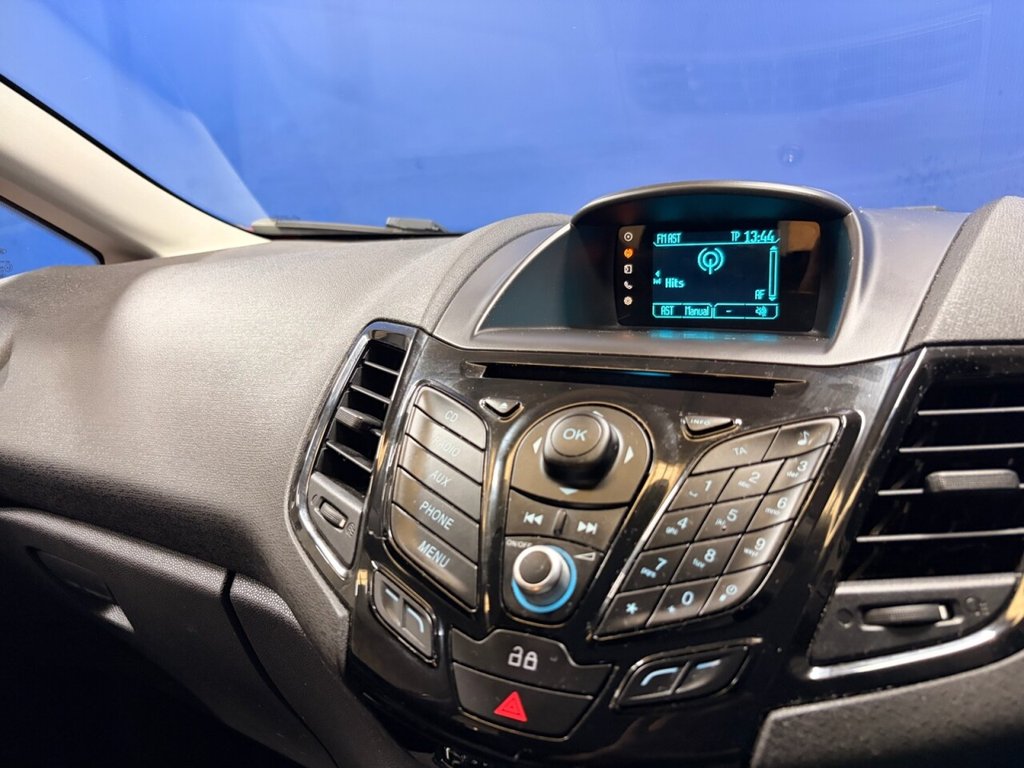 Used Ford Fiesta 2014 for sale - 76470347: Photo 11