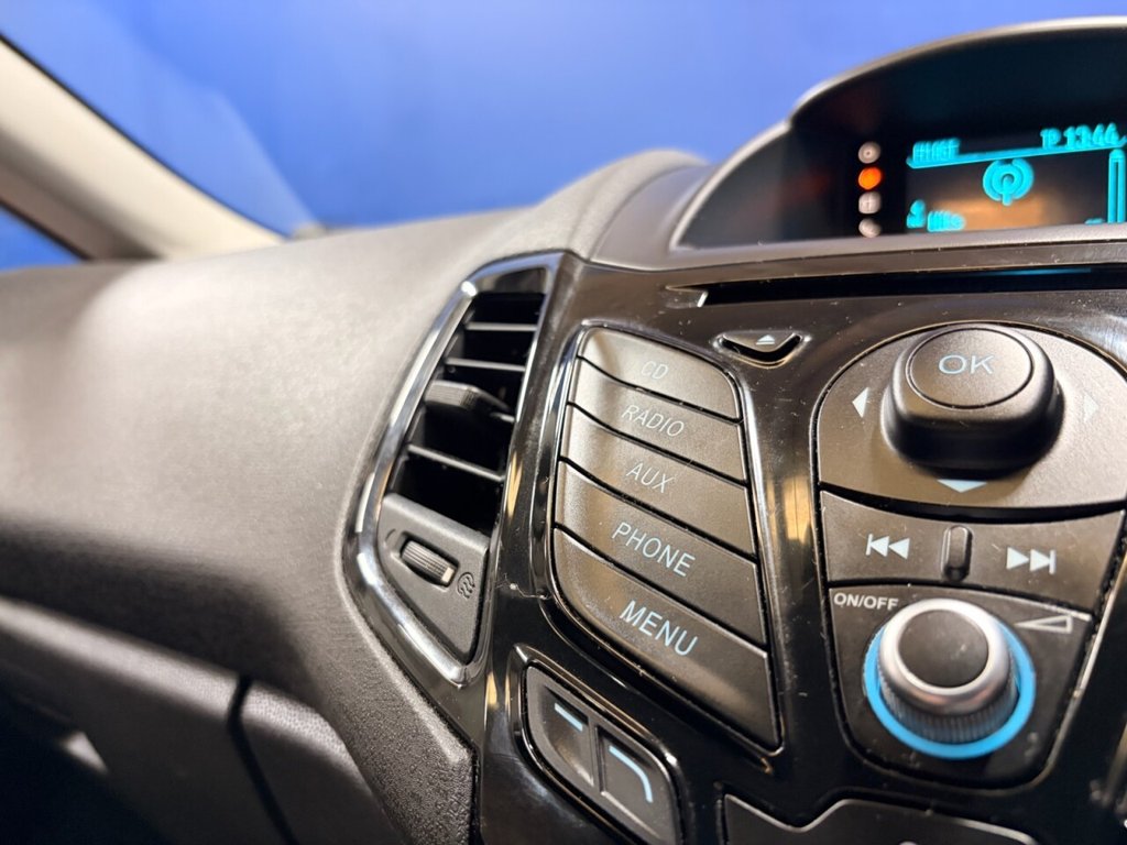 Used Ford Fiesta 2014 for sale - 76470347: Photo 12