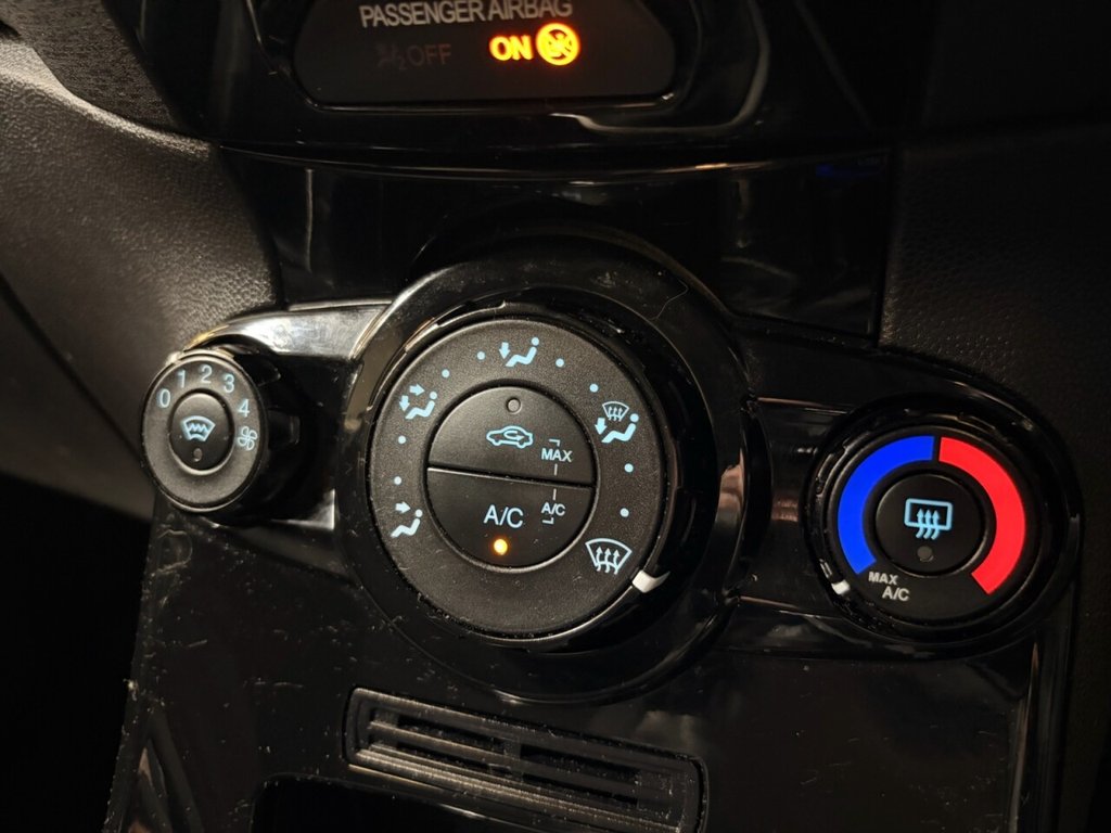 Used Ford Fiesta 2014 for sale - 76470347: Photo 13