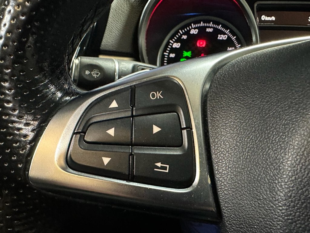 Used Mercedes-Benz GLE 2016 for sale - 77052639: Photo 42