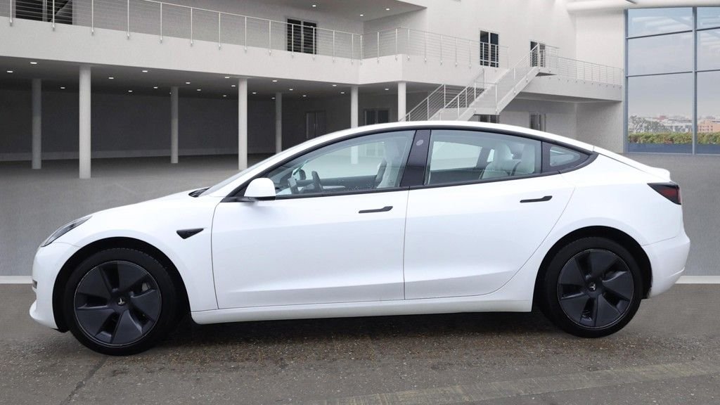 Used Tesla Model 3 2021 for sale - 77236490: Photo 8
