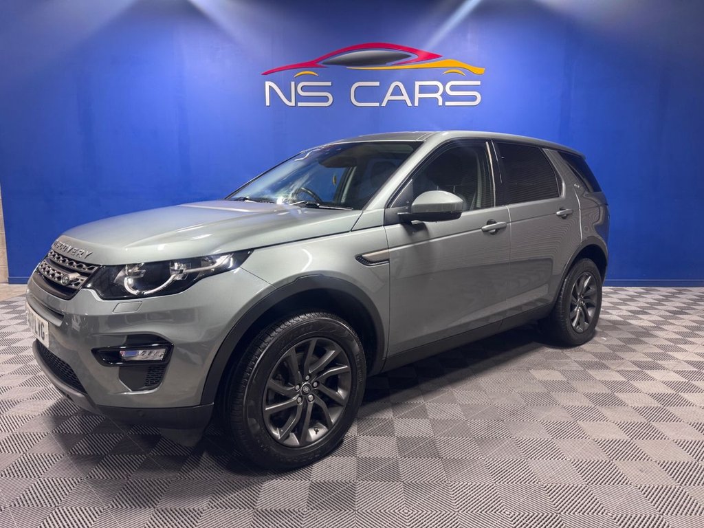 Used Land Rover Discovery Sport 2017 for sale - 76977427: Photo 1